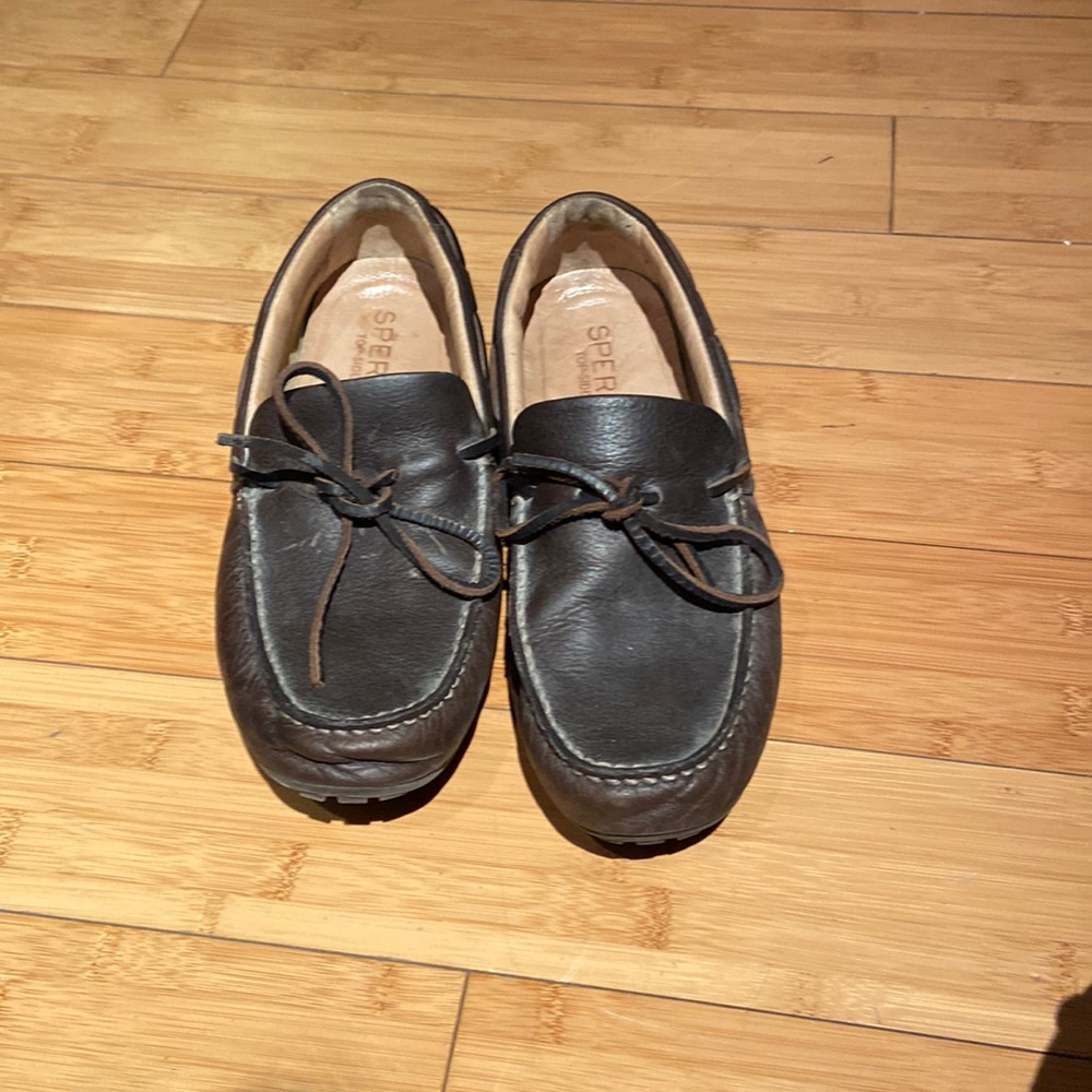 Siri shoes size 10 men’s